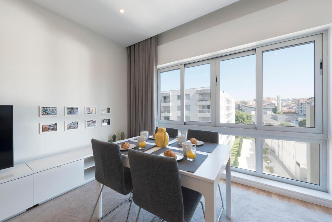 Lovelystay - Downtown Modern 2Br Flat With Free Parking OOporto Exterior foto