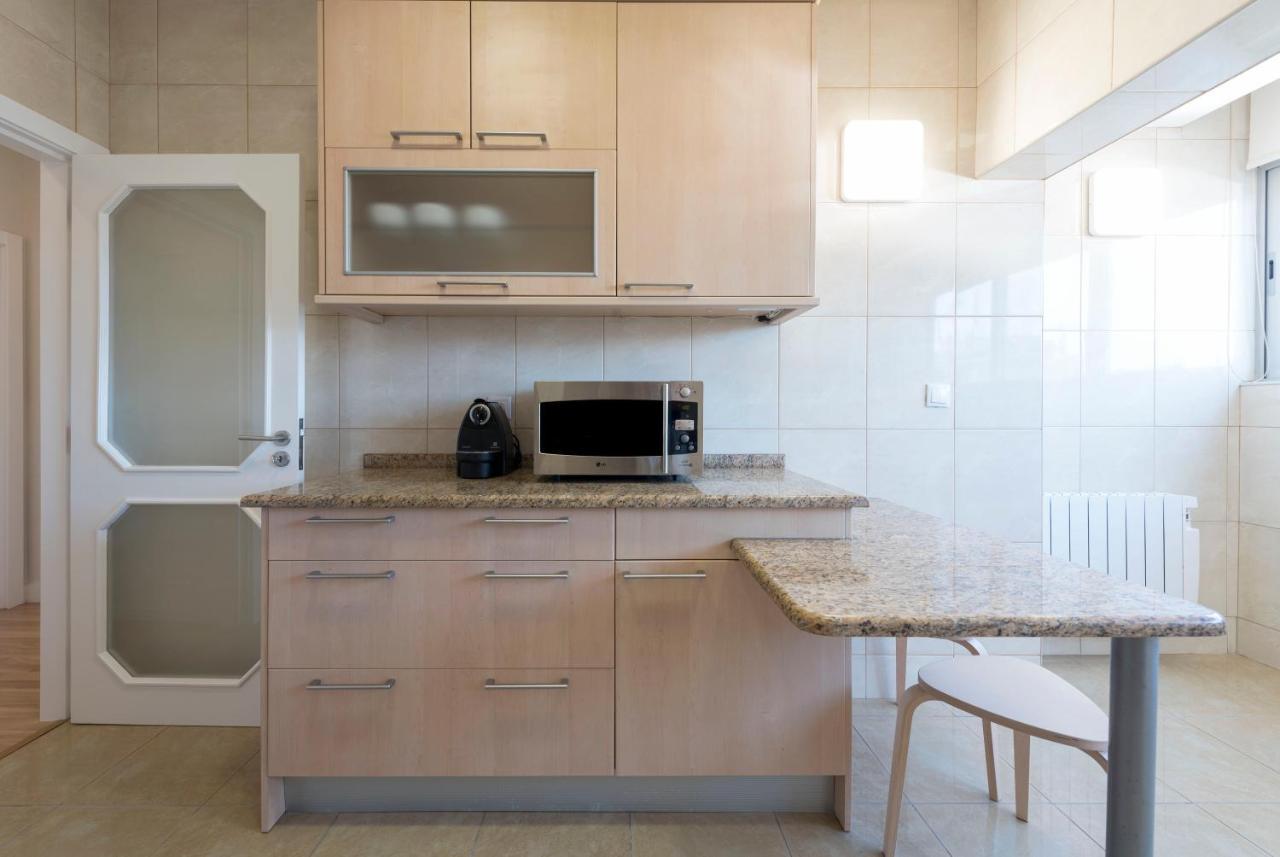 Lovelystay - Downtown Modern 2Br Flat With Free Parking OOporto Exterior foto